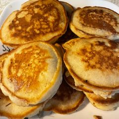 Fluffy pancakes A picture of Fluffy pancakes.
