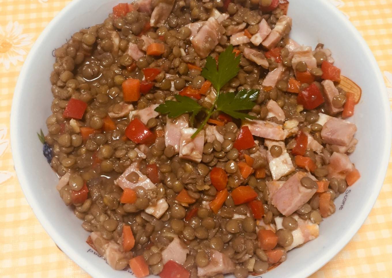 Lentejas Guisadas con Tocino y Vegetales!