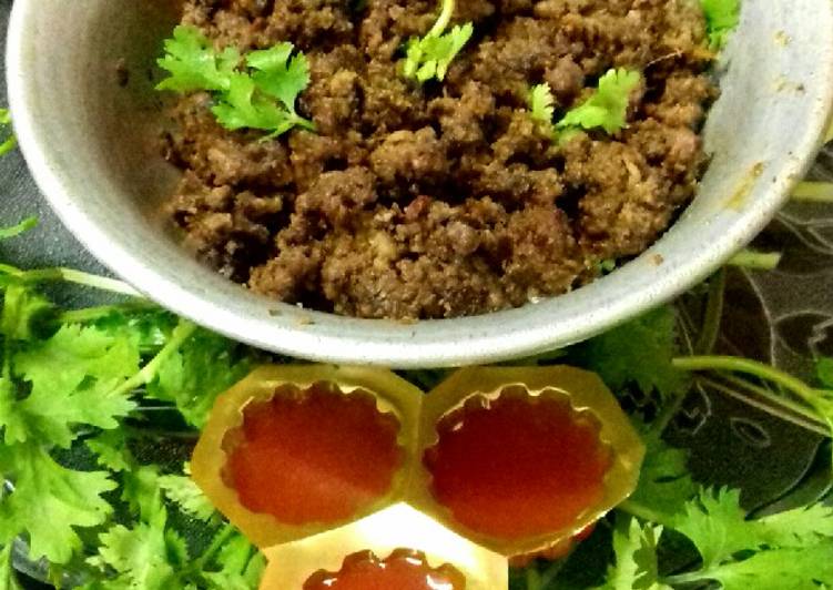 Step-by-Step Guide to Prepare Quick Tawa Keema by Amna&#39;s kitchen