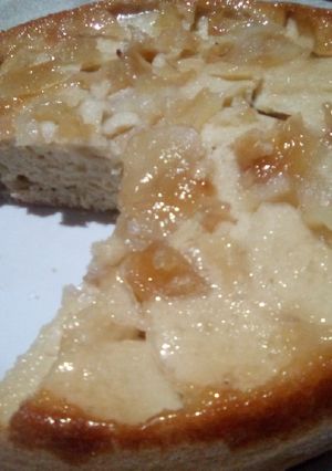 Una foto de Torta invertida de pera