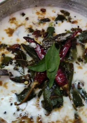 दही वाली भिंडी(dahi wali bhindi recipe in hindi) रेसिपी मुख्य फोटो
