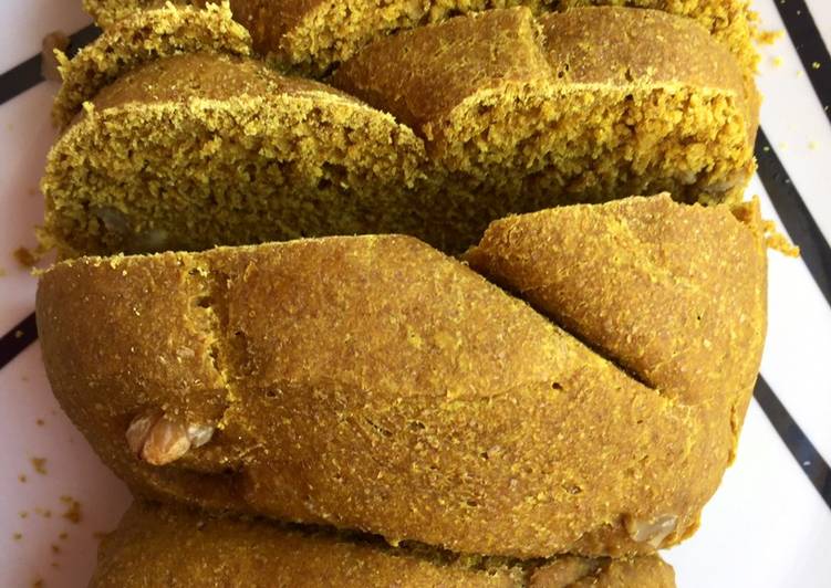 Pan integral con cúrcuma y nueces Thermomix