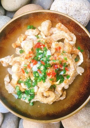Hình của món Da Heo Chiên Giòn Mắm Mỡ Hành😍😜.