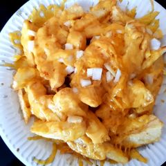 My Deep Fried Chips with Melted Cheese,Onion And Worester Sauce A picture of My Deep Fried Chips with Melted Cheese,Onion And Worester Sauce.
