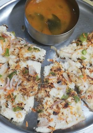 ऊत्तपम (uttapam recipe in marathi) रेसिपी चे मुख्य फोटो 