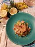 Spaghetti mazzancolle zucchine zeste di limone