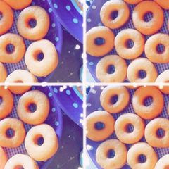 A picture of Doughnut 🍩.