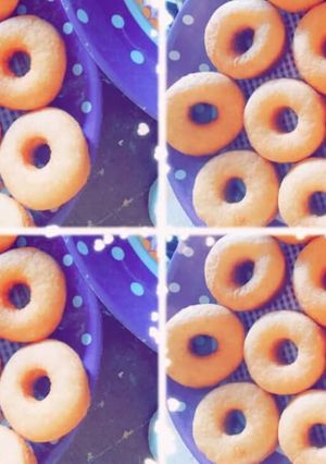 A picture of Doughnut 🍩.