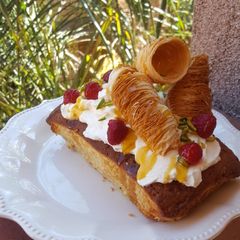 A picture of Vanilla cake.