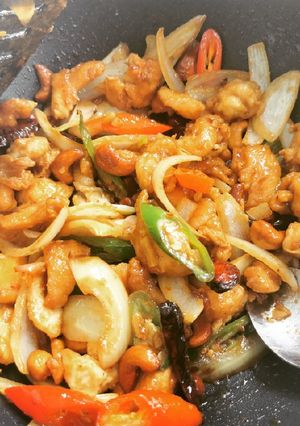 A picture of Cashew Chicken Stir-Fry.