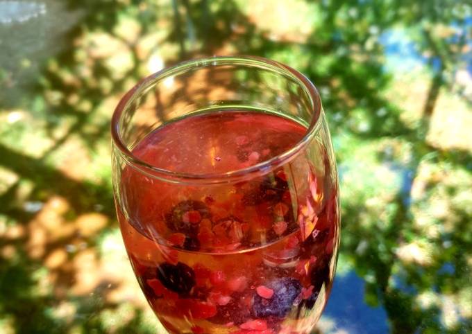 Recipe of Speedy Summer Rosé Sangria