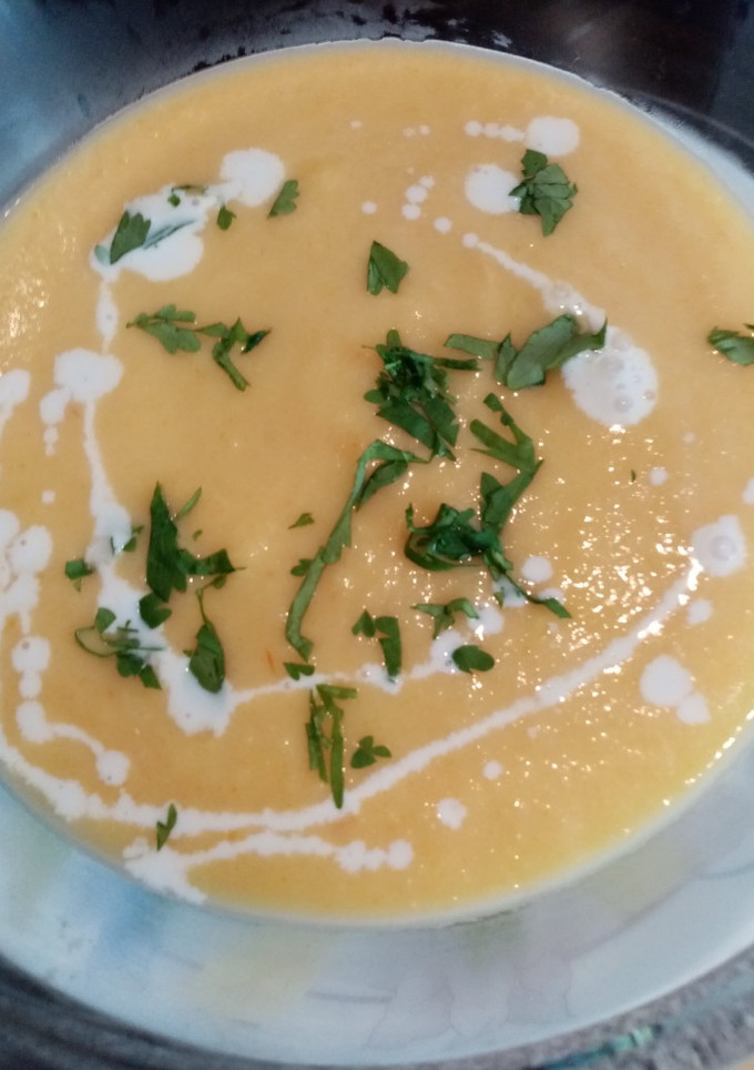 Una foto de Sopa de repollo y otras verduras