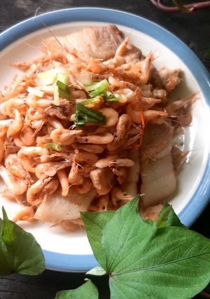 Hình của món Tép rang thịt ba rọi.