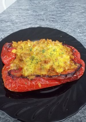 Una foto de Pimientos rojos rellenos