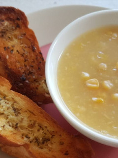 A picture of Garlic Butter Bread With Sweet Corn Dip.