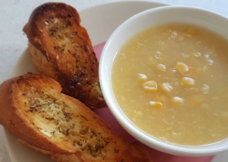 Garlic Butter Bread With Sweet Corn Dip