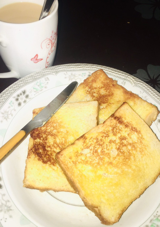 A picture of Pan toasted bread🍞.