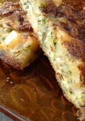 Una foto de Tortilla de papas a la provenzal 