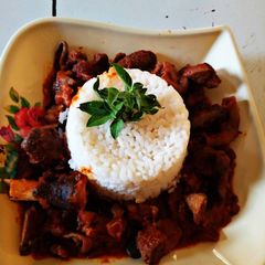 Ofada rice and sauce A picture of Ofada rice and sauce.