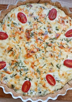 Húsos-zöldséges quiche recept fotója