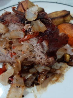 Una foto de Lomo mechado al horno sin sal y riquísimo