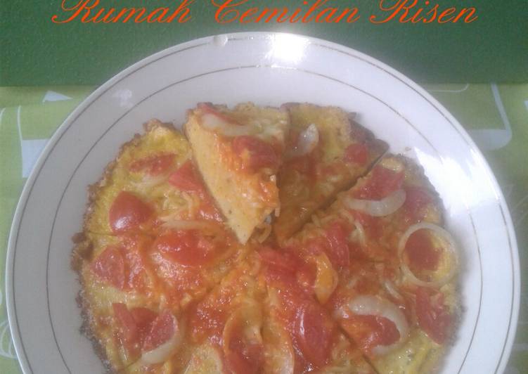 Cara termudah untuk Memasak AppetizingPizza Mie (tanpa teflon)