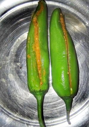 A picture of Bharva mirchi.