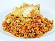 Una foto di pollo curcuma