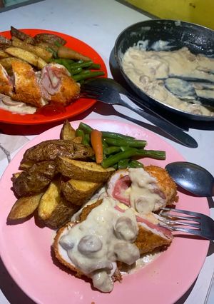 Foto resep Chicken Cordon Bleu, Creamy Mushroom Sauce