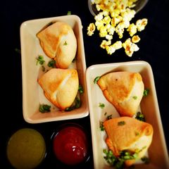 Simple And Easy Baked Samosa A picture of Simple And Easy Baked Samosa.