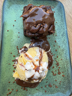 Foto de Brownie com gelado
