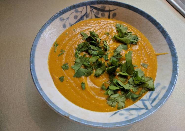 Kumara and carrot lentil curry soup
