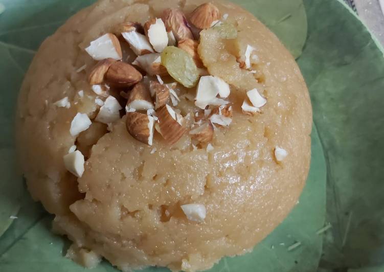 Recipe of Quick Mix (suji aata besan) halwa