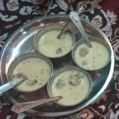 A picture of Coconut Gulkand rabdi.