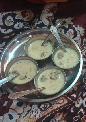 A picture of Coconut Gulkand rabdi.