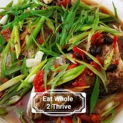 Steamed bass with scallions, pickled chillies and Ginger葱油鲈鱼 A picture of Steamed bass with scallions, pickled chillies and Ginger葱油鲈鱼.