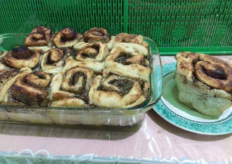 Step-by-Step Guide to Prepare Favorite Cinnamon Roll