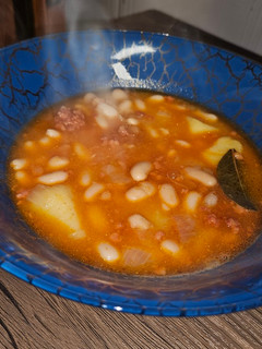 Una foto de Alubias con chorizo
