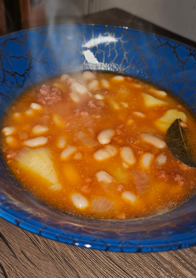 Una foto de Alubias con chorizo