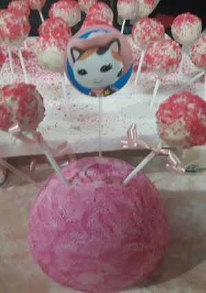 Una foto de Cake pops (chupetines de trufa y chocolate) fáciles