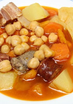 Foto principal de Puchero de garbanzos