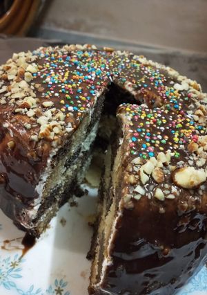 A picture of Eggless choco vanilla cake.