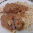 Arrolladitos de carne y verdura con tallarines