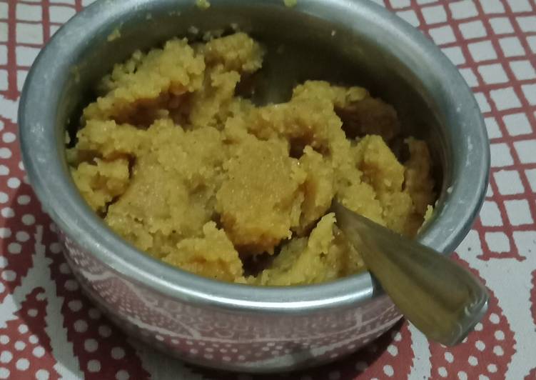 Besan suji ka halwa