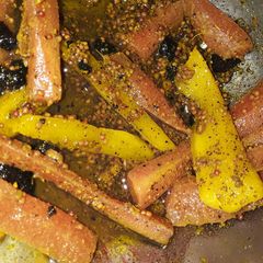 A picture of Carrot Radish Green Chilli Pickle.