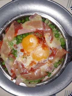 Una foto de Huevos al plato