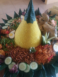 Foto resep Tumpeng Nasi Kuning #RabuBaru