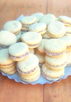 Una foto de Alfajores de maicena (con aceite)