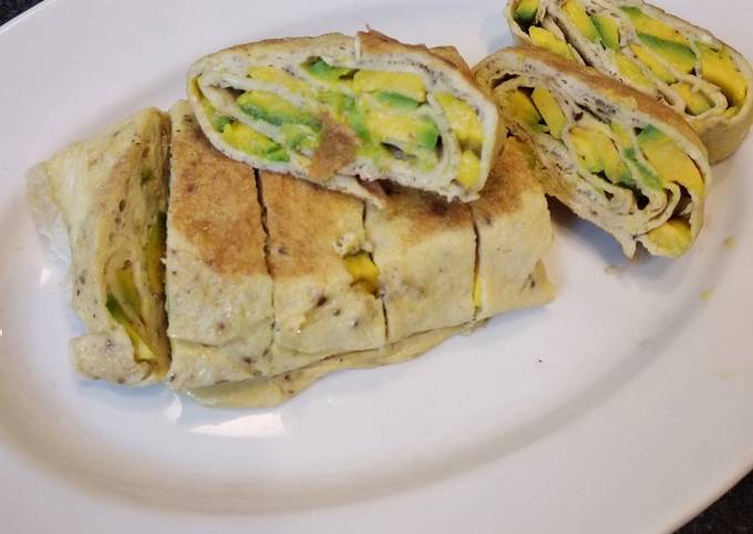 Omelet with avocado / telur dadar alpukat