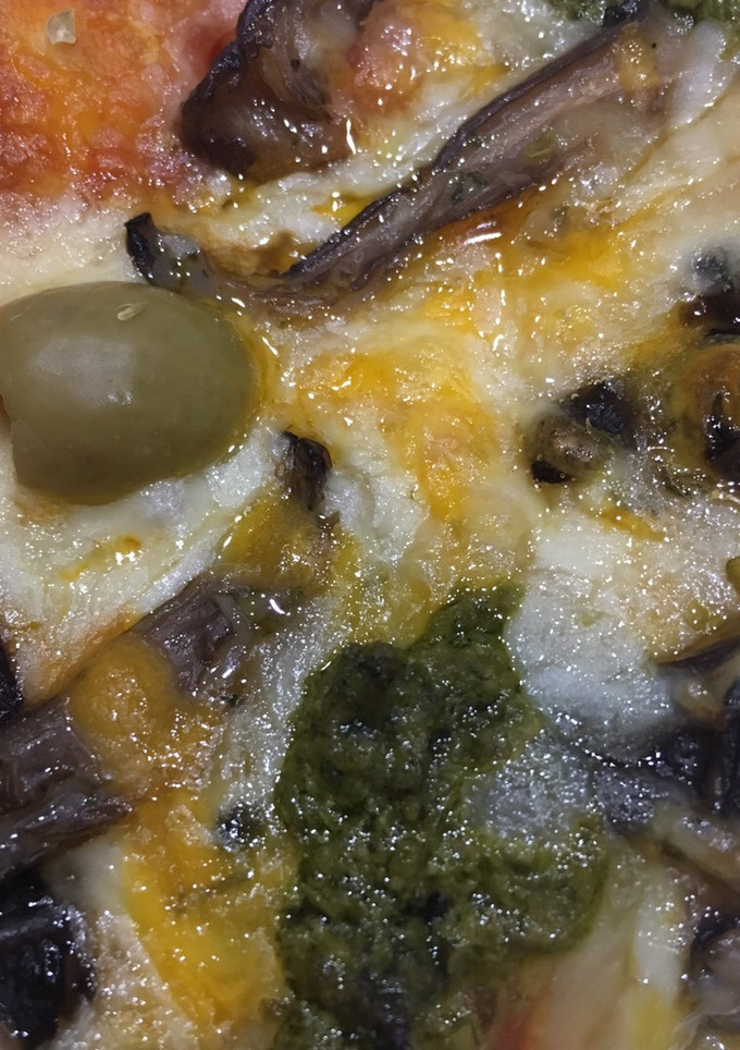 Una foto de Pizza de setas y pesto